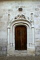 Porte des morts, entrée du cimetière.