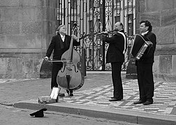 The Prague Castle Orchestra, un trio de rue.