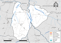 Carte en couleur présentant le réseau hydrographique de la commune