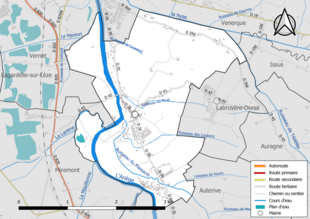 Carte en couleur présentant le réseau hydrographique de la commune