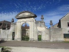 七泉圣尼古拉皇家修道院（法语：Abbaye royale Saint-Nicolas de Septfontaines）