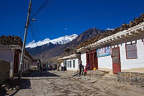 Jomsom main street, Nepal (15538157347).jpg