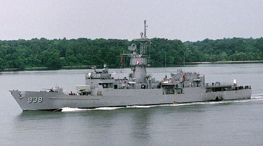 Фрегат NI YANG (F 938)