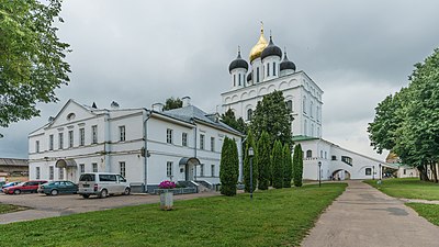 Vista desde el krom de Pskov