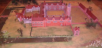Model of Sissinghurst Castle in 1560. From right to left: gatehouse, tower, brick courtyard, wooden courtyard; moat front and left