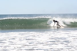 Surf en Roca Bruja, Guanacaste.