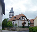 Ev. Filialkirche mit Ausstattung, Kirchhof und Kirchhofmauer