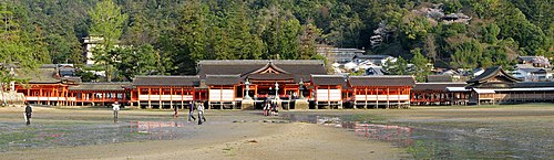 Il Santuario di Itsukushima