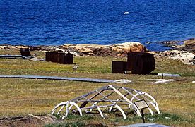 Armature d'un oumiak en os de baleine.