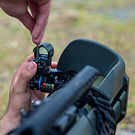 Backup reflex sight