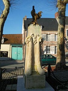 Monument aux morts de Saint-Riquier (le Coq a disparu).