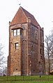 Photographie du donjon du château de Szamotuły.