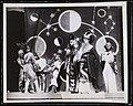 Montaje teatral de La vida es sueño por el grupo La Barraca, con decorado de Benjamín Palencia, 1932.