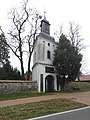 Friedhof mit Torturm, Gruft (Erbbegräbnis Enckefort), Friedhofskapelle, Friedhofsmauer und Grab Hildegard und Adrian Bernd Friedrich von Enckefort