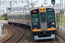 9000系9207Fによる特急（大物駅）