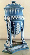 Wedgwood porcelain vase (c. 1820)