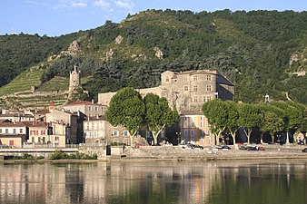 Tournon-sur-Rhône.