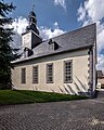 Kirche mit Ausstattung und Glockenhaus