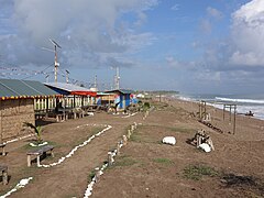 Dalakit Beach stalls