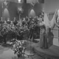 Image 3Liane Augustin performing "Die ganze Welt braucht Liebe" in Hilversum (1958) (from Austria in the Eurovision Song Contest)