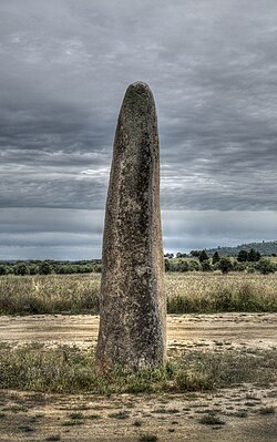 Image illustrative de l’article Menhir de Outeiro