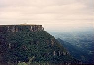 Columnar jointing on Earth