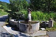 Fontaine-lavoir.