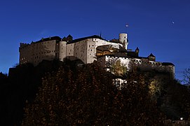 Eclairage nocturne du château.