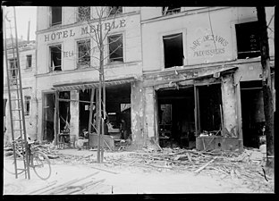 Les nos 51-53, boulevard Auguste-Blanqui après le bombardement du 2 juin 1918.