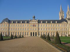 L'abbaye aux Hommes, hôtel de ville depuis 1961[117].
