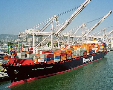 Containerschiff von Hapag-Lloyd