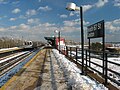 A train at Beach 67th and Gaston station