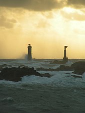 Vue de l'horizon, les phares et le coucher de soleil.