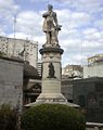 Monumento a Valentín Alsina en el Cementerio de la Recoleta. Obra de Jacques de Braekeleer