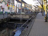 River Somer and War memorial at Midsomer Norton