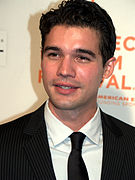 Steven Strait.