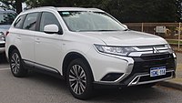 Mitsubishi Outlander ES (2018 facelift)