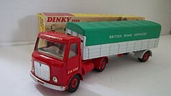 Item Dinky Toys Nº 914, um caminhão articulado produzido entre 1965 e 1970.