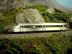 Modelo de um trem experimental chamado Schienenzeppelin fabricado pela Märklin na escala Z.