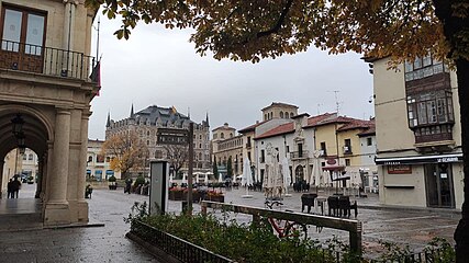 La plaza de San Marcelo fue el límite de la ciudad, que no rebasó el espacio intramuros