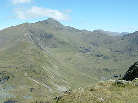 Vue du mont Snowdon depuis Yr Aran au sud.