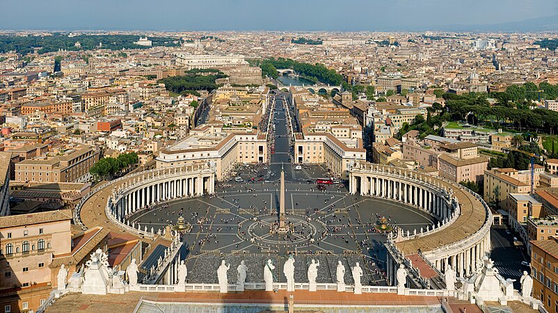 St. Peter's Square, by Diliff