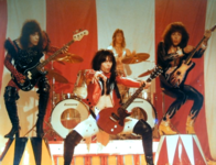 Blackie Lawless med bandet Circus Circus (1980). De övriga medlemmarna är Joey Palermo, Jimi Image och Randy Piper.