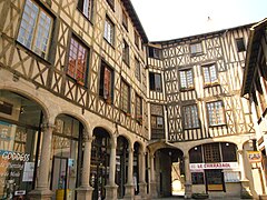 La cour du Temple à Limoges (87)