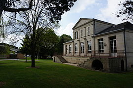 The town hall in Couvrot