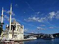 Ortaköy Viertel mit Moschee