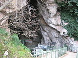 Ingresso alle grotte