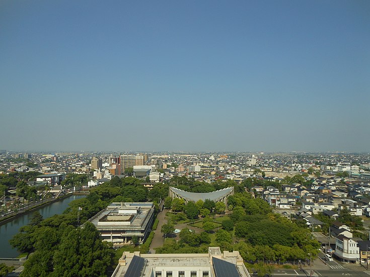 佐賀県庁屋上展望台から見下ろす屋根部分