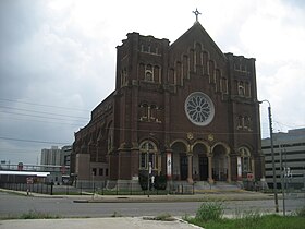 Façade de l'église.