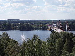 Vy mot Ströms Vattudal och Strömsundsbron från kyrktornet i Strömsund.